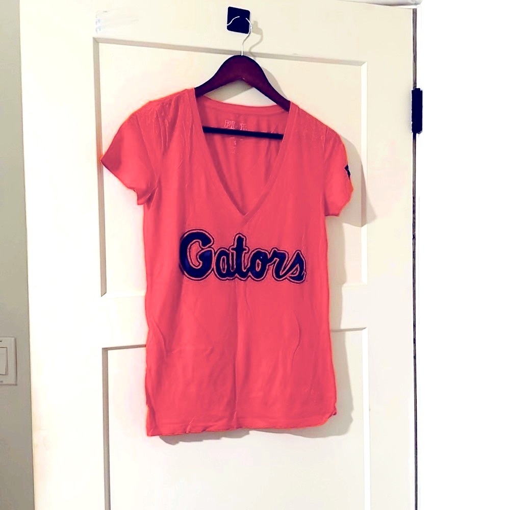 PINK Gators tee